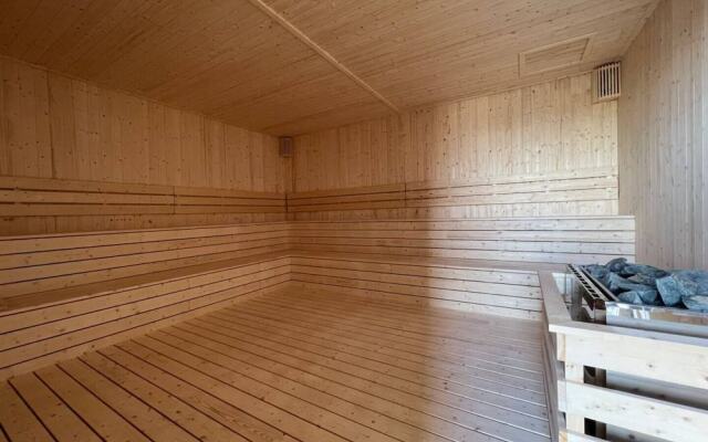 Cozy Skyline Retreat Trion KL - Level 63