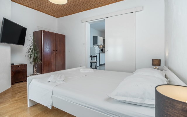 Apartment Milica - sea view : A2 Krilo Jesenice, Riviera Omis