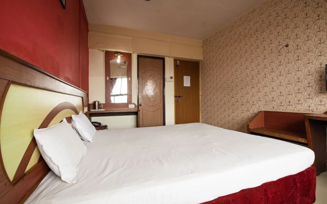 Hotel Poonam by OYO Rooms