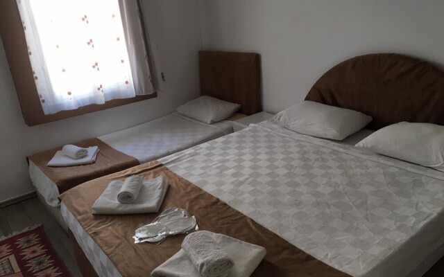 Alaçatı Sakız Ev Otel