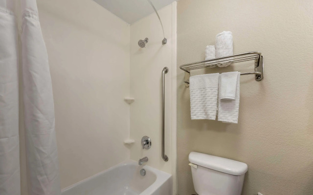 Best Western Plus Henderson Hotel