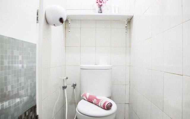 Simply And Tidy Studio Room Poris 88 Apartment