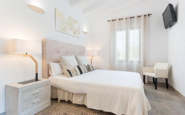 SA FINCA - Villa with private pool in MURO. Free WiFi