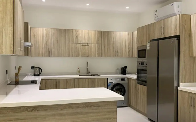 Tawun A1-8 Royal touch Balcony GZ41