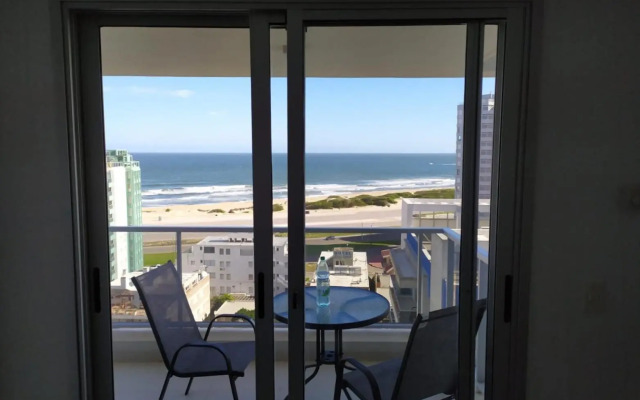 Apartamento 2 dormitorios Arenas del Mar