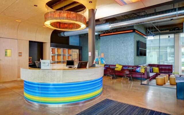 Aloft Bolingbrook