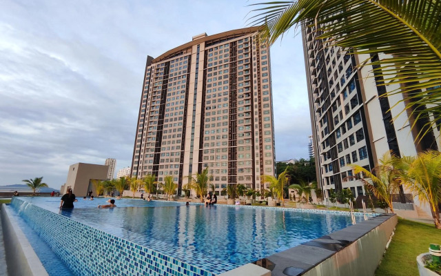 Jesselton Quay Suites