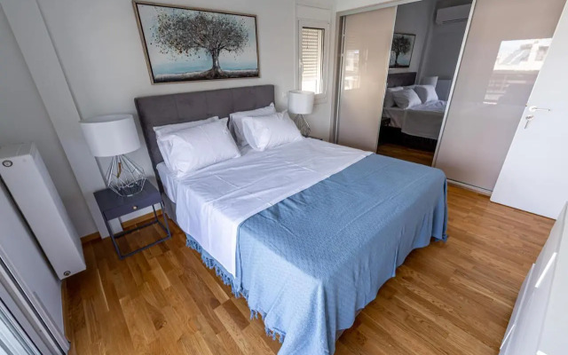Faliro lux apartment by the sea vipgreece
