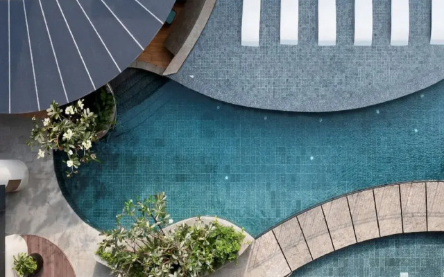 Bluesky Zenity Luxury Vacation