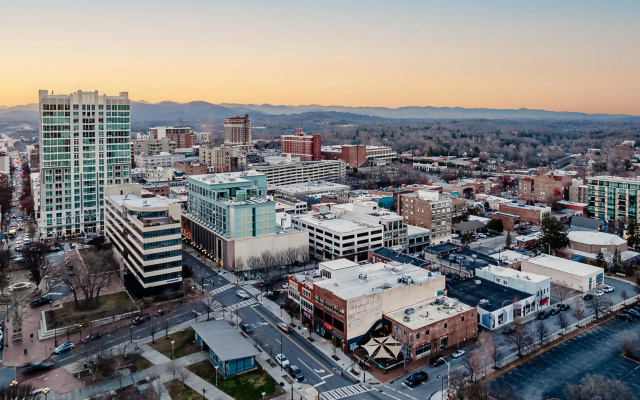 The Daily Condo 201 , Asheville