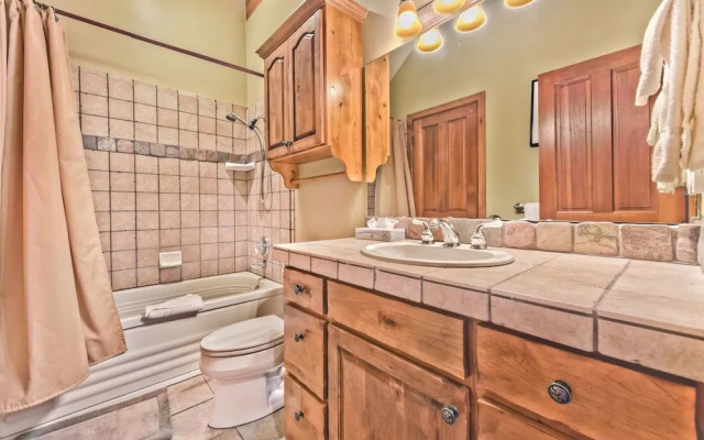 Abode on Nakoma Home