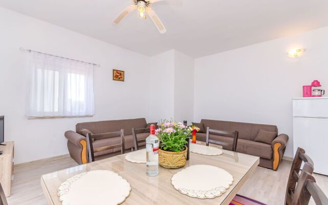 Apartment Markovic