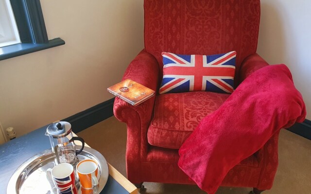 Charming 2-bed Apartment in Bournemouth