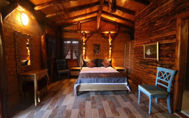 Antalya Bodrum Kayası Dağ Oteli