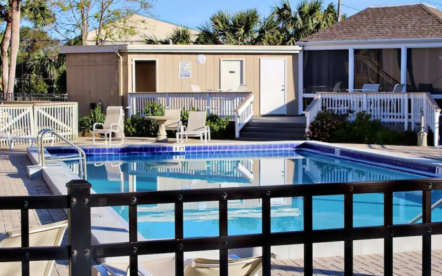 Chateau La Mer II #904