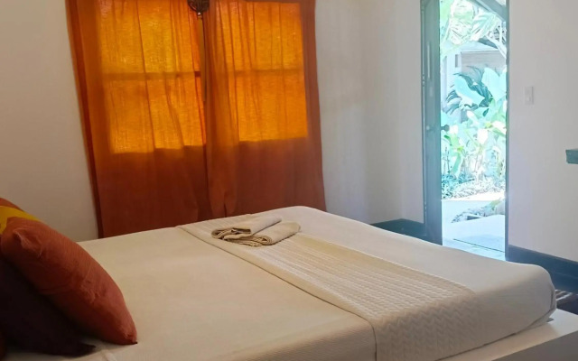 Villa Kalachuchi B&B