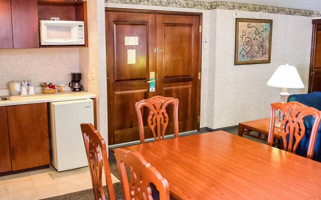 Quality Inn Monterrey La Fe