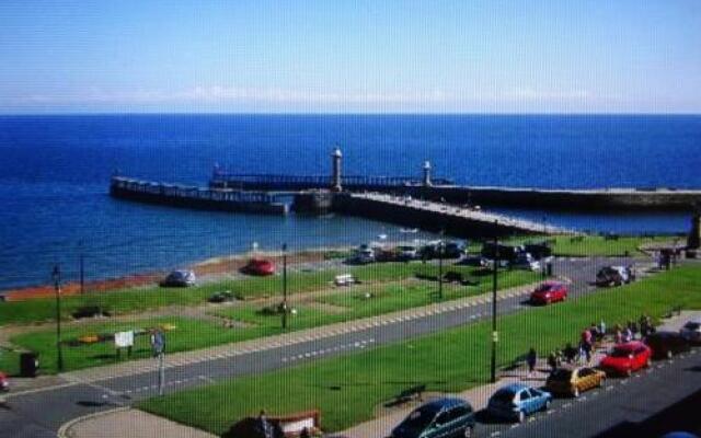 The Sandbeck Seafront Guest House