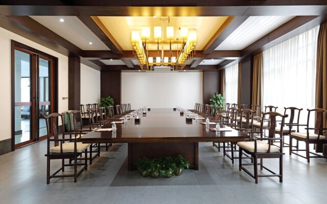 Sanya Shanggong Rehabilitation Country Villa