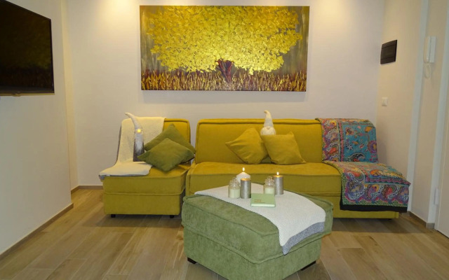 Blue Moon - Via Parigi Apartments