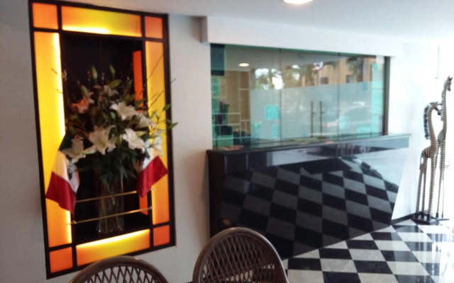 Hotel Dharma