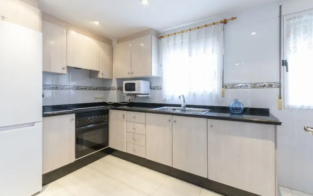 Estornell With 2 Bedrooms and 1 Bathrooms