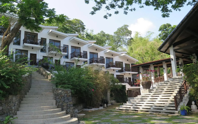 Aiyanar Beach And Dive Resort