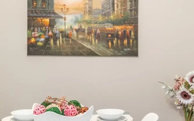 Perfect 1BR Executive Suite Yorkville