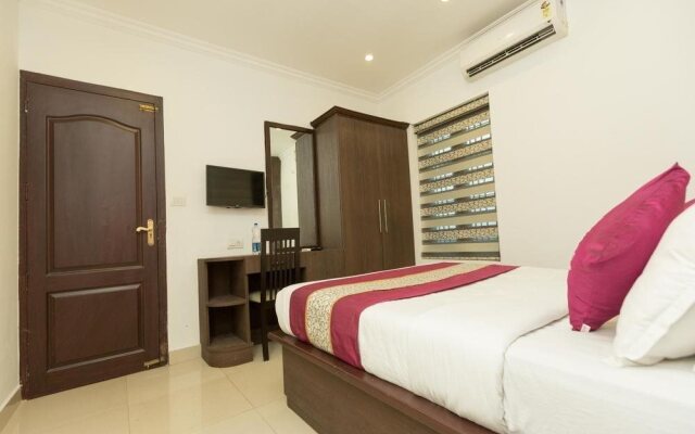 OYO 26990 Hotel Ivory Grande