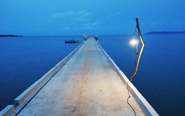 Sea Breeze @ Koh Mak