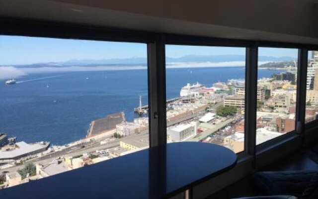 Pike Place Penthouse