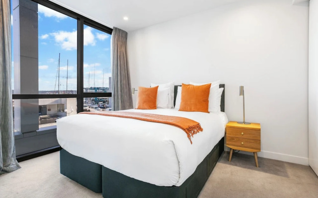 Beautiful and bold 1 bed retreat