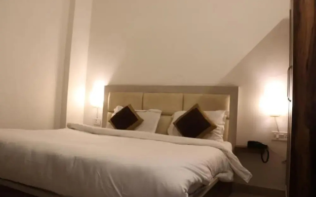 Paradise Inn
