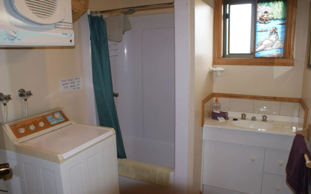 AAA Granary Accommodation