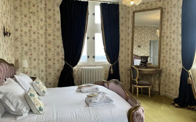 Château Le Prieuré - La Maison Younan