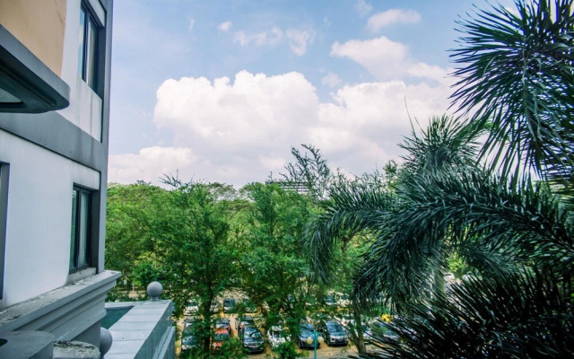 Nice And Spacious 3Br At Kondominium Golf Karawaci Apartment