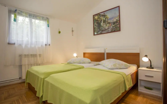 Apartments Rina 179