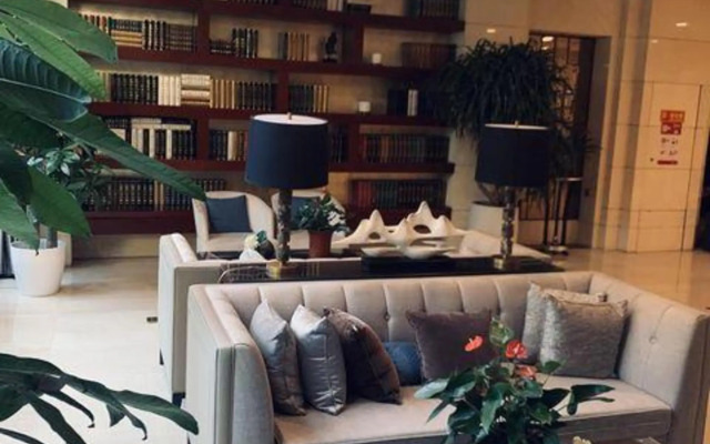 World City Jiamei Service Apartment