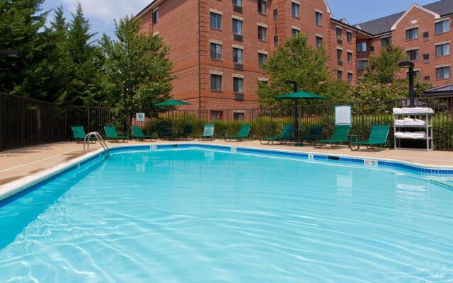 Staybridge Suites Tysons - McLean, an IHG Hotel