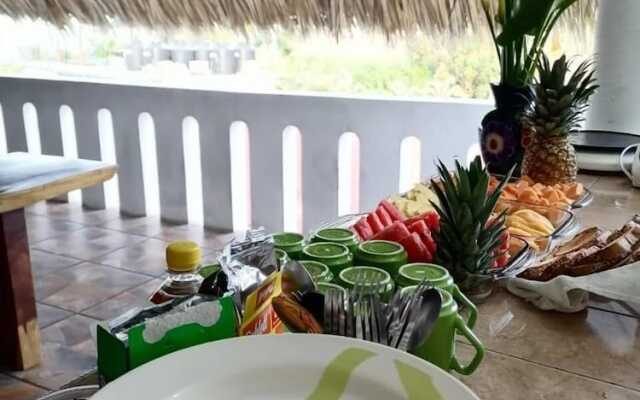 Room in Guest Room - Standard Queen Room two Beds n01