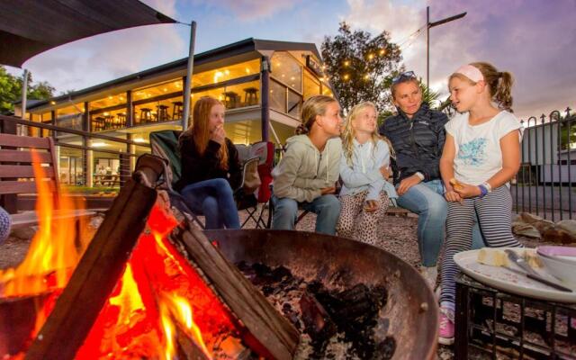 Solitary Islands Resort - Caravan Park