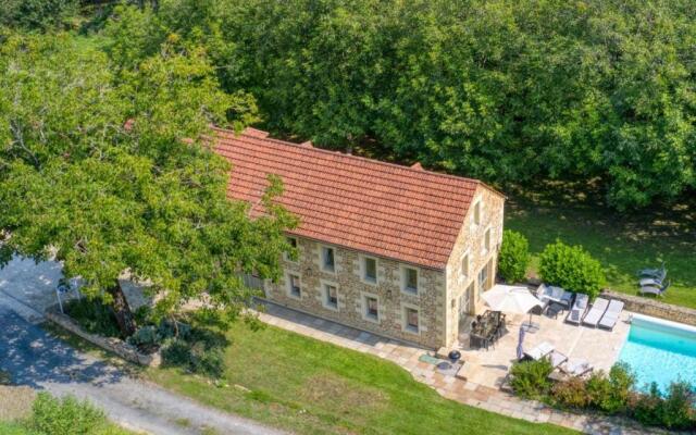 Gîte Cénac-et-Saint-Julien, 5 pièces, 8 personnes - FR-1-616-6