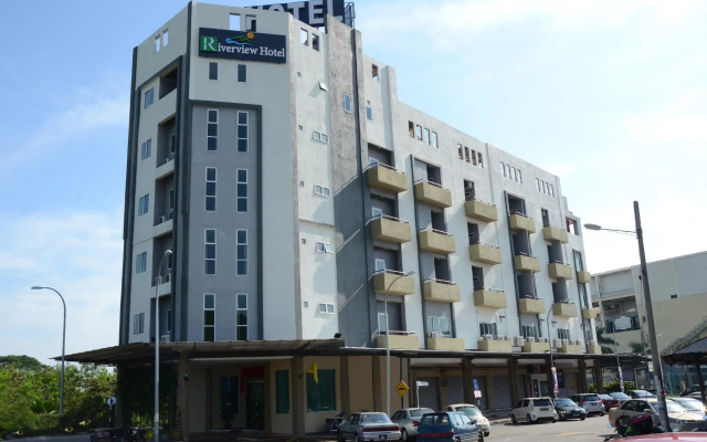 Riverview Hotel