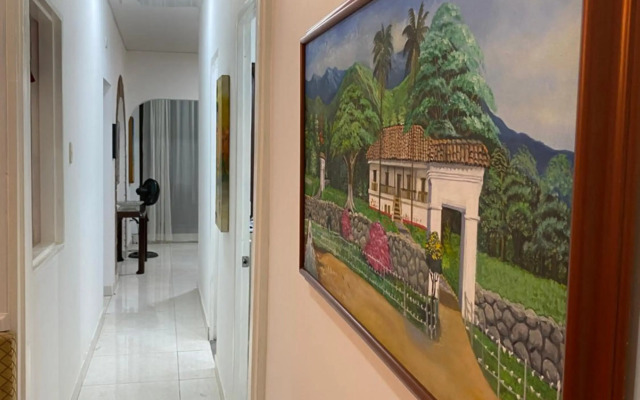 Hermoso apartamento recien remodelado en el centro de Palmira