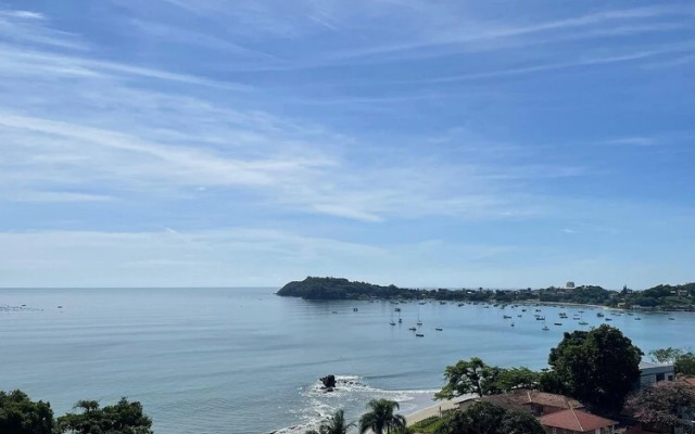 Apto Frente Mar Próximo ao Beto Carrero