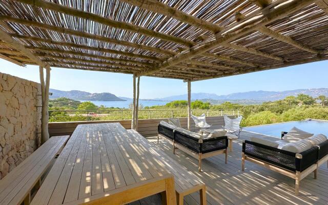 Villa Cala Rossa in Lecci