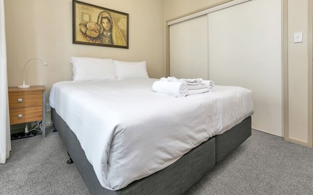 QV Auckland CBD Apartment with Parking and Free Wifi - 769