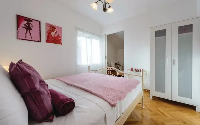 Apartment Luka
