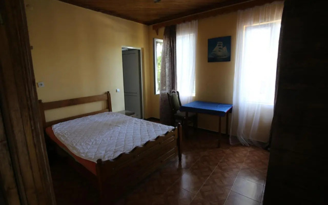 Talo's Guest House