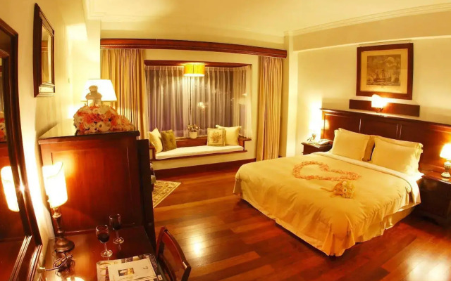 Shangrila Boutique Hotel